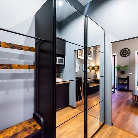 New Praga Ladies' & Gentlemen'S Apartments 바르샤바 외부 사진